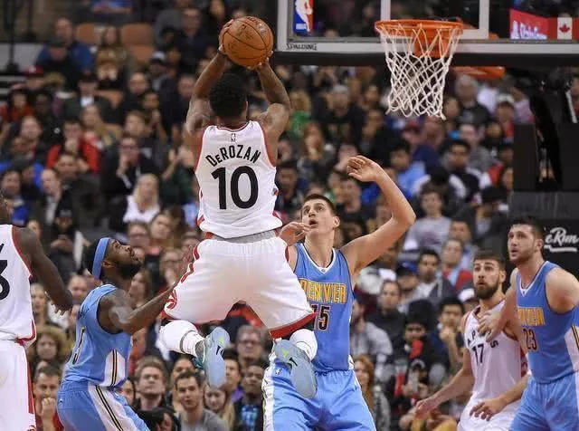 与之相对应 与之相对应