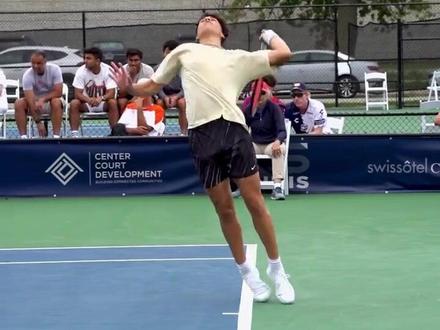 尤其抢眼 尤其抢眼