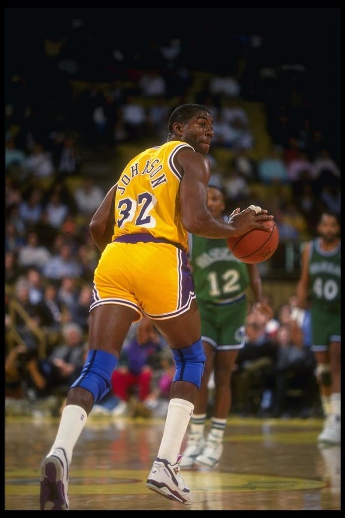 程敲响了警 程敲响了警